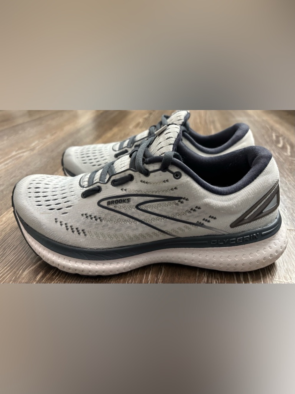 BROOKS GLYCERIN 19 women’s size 8 medium (B) Grey/Ombre/White - Picture 5 of 13